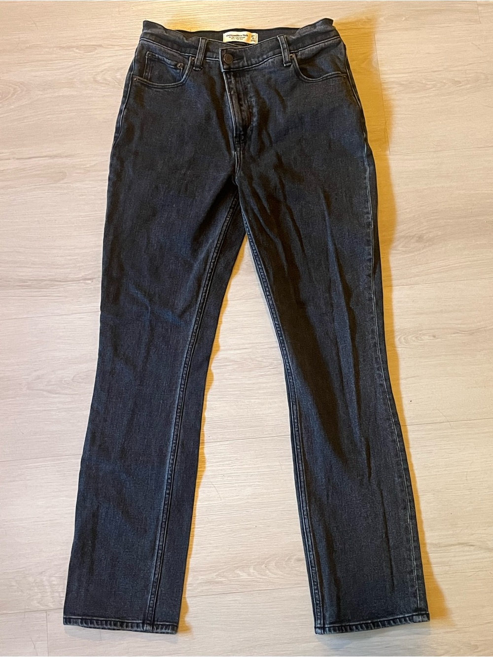 Abercrombie & Fitch The 90s Slim Straight Ultra High Rise Black Jeans Sz 27/4s